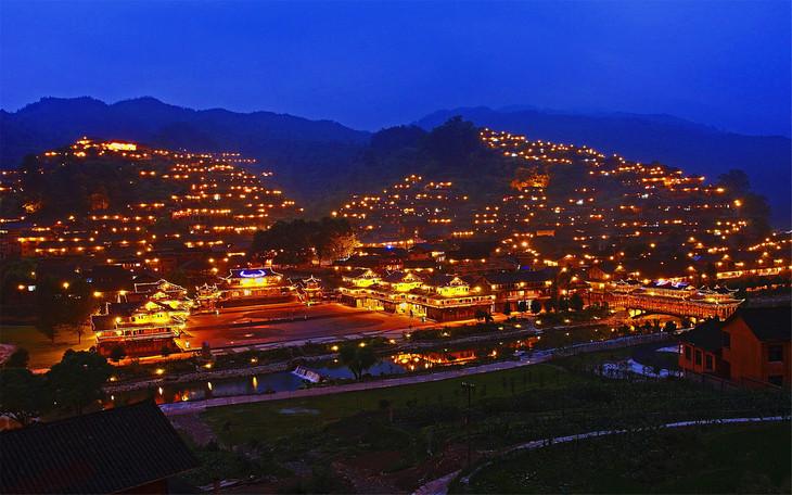 除了看夜景，    🙉去西江千户苗寨还能看什么？