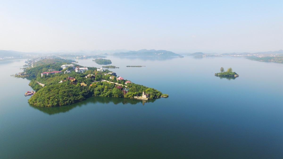 “高原明珠”—贵州红枫湖一日游