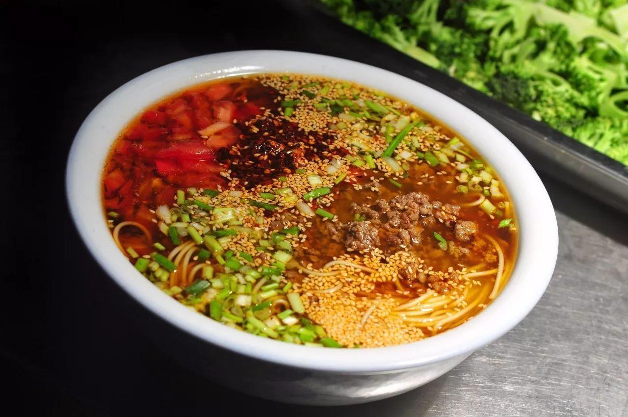 到铜仁旅游，    呢铜仁这些美食你千万别错过