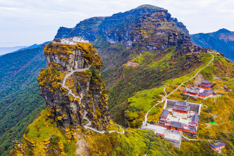 偶遇“天空之城”梵净山    呀，    呢北半球最古老的生态乐园