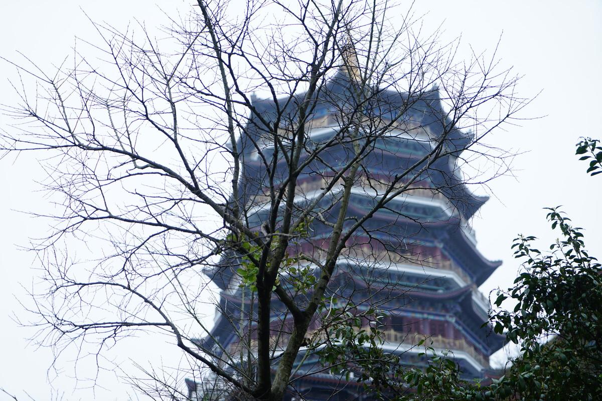 新旅游打卡圣地——贵阳东山寺一日游