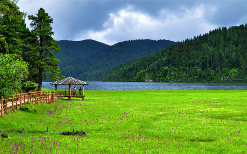 “三江并流”中心地带 嗯, 嗯普达措国家公园景色如何? “三江并流”中心地带, 🤚普达措国家公园景色如何?