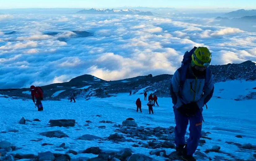 哈巴雪山最佳登山时间, 哈巴雪山登顶攻略