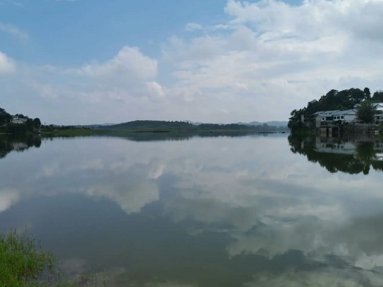 贵阳红枫湖门票多少钱一张？红枫湖风景区旅游攻略