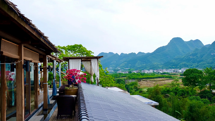 “冬游万峰林, 嗯躺赢这个冬季”黔西南州推出多个冬季民宿产品 “冬游万峰林 🧑🎤, 呀躺赢这个冬季”黔西南州推出多个冬季民宿产品