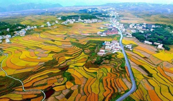 贵州“第一村”景色美过5A 呢, 呀人气超千户苗寨, 💁♀️游客和本地人都说好 贵州“第一村”景色美过5A 💕, 呢人气超千户苗寨, 嗯游客和本地人都说好